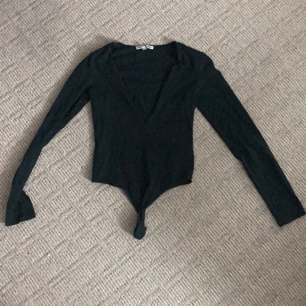 Express v neck bodysuit